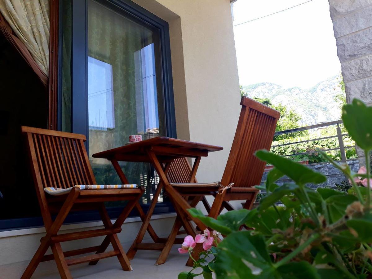 Apartment Benvenuti Kotor Luaran gambar